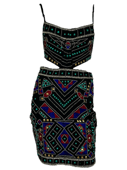 Vestido Recortes
